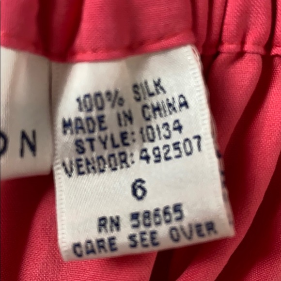 Vintage Silk Skirt, Early 00’s Era. - Picture 9 of 9